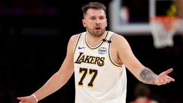 CBA俱乐部杯战报：广厦92-89险胜北京取CBA俱乐部杯4连胜，努尼-奥莫特21分